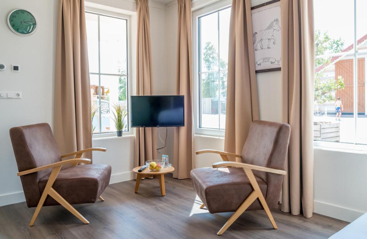Familie Resort Molenwaard Ottoland エクステリア 写真
