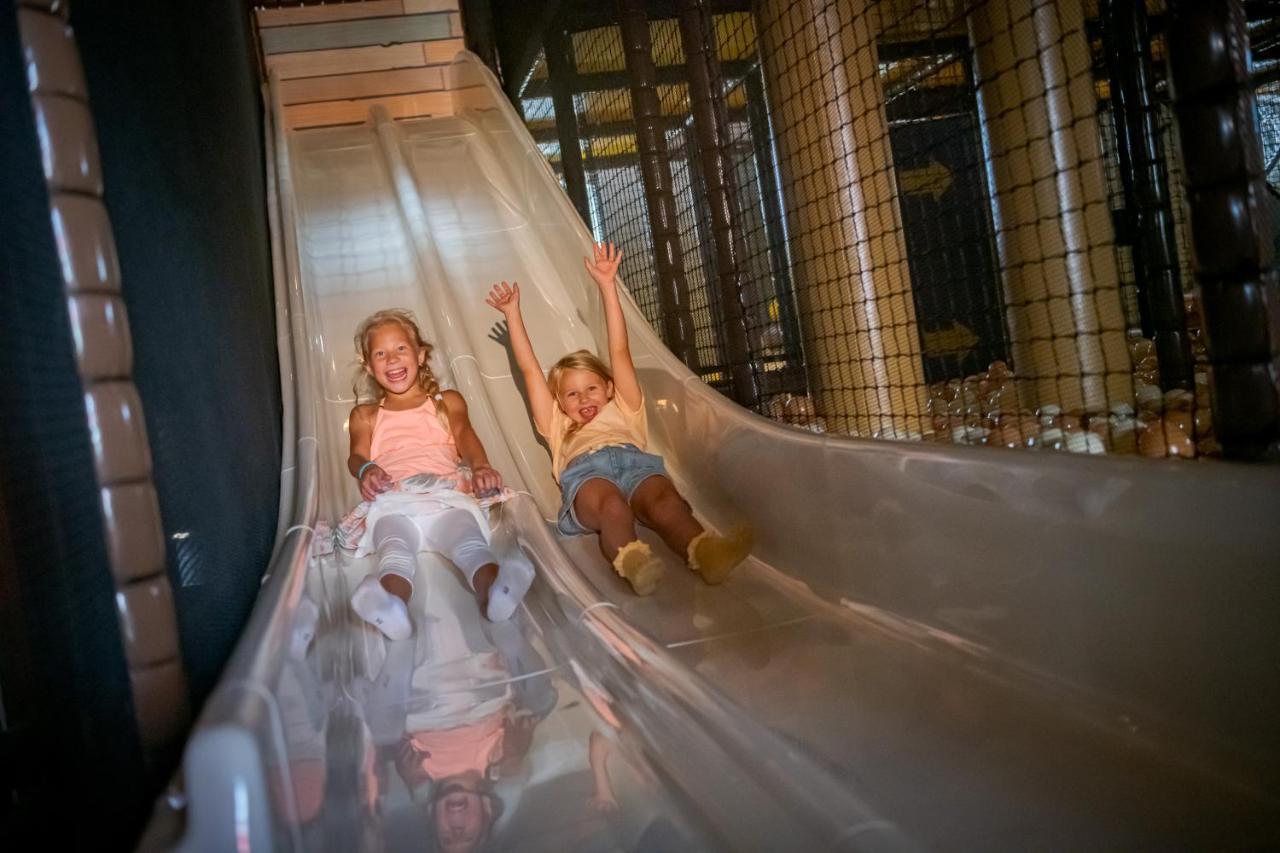 Familie Resort Molenwaard Ottoland エクステリア 写真